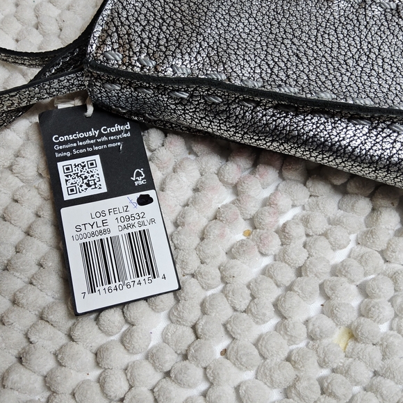 Customer Return The Sak Black and Silver Metallic Los Feliz Crossbody Bag - Picture 13 of 14
